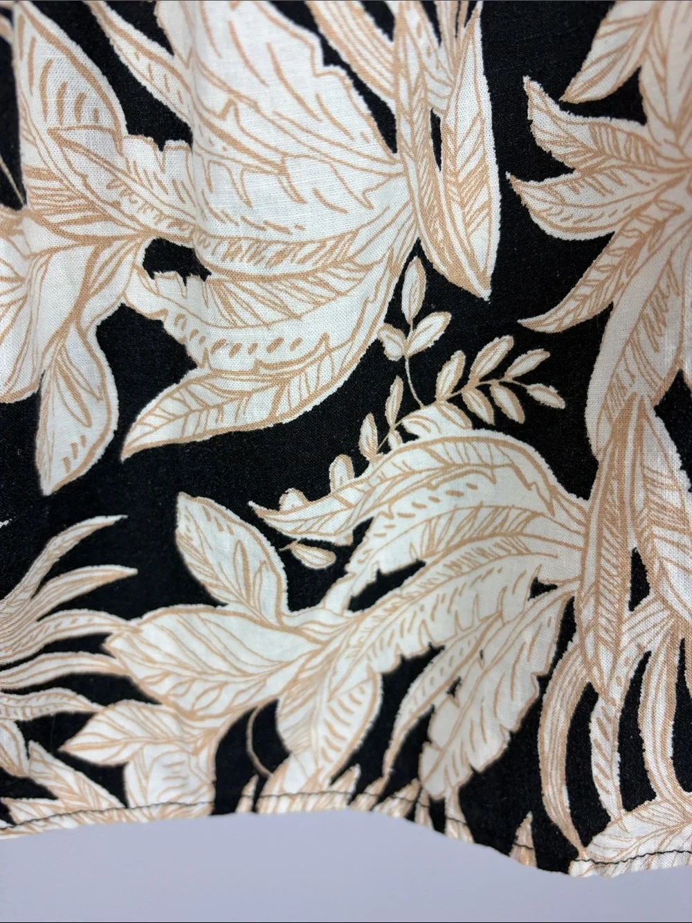 Nicole Miller Linen Blend Blouse XL Black Beige Tropical Leaf Print Resort Top - Picture 9 of 12